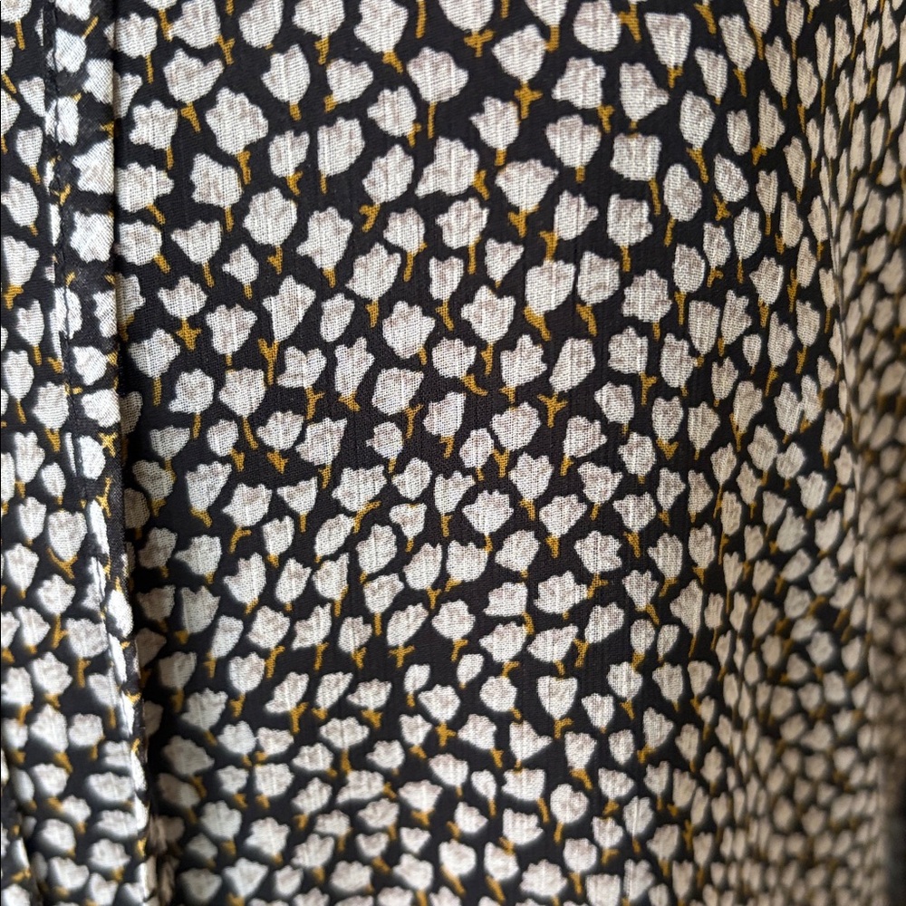 [LOFT] Black Floral Peplum Ruffle Blouse - Size XS - Picture 2 of 4